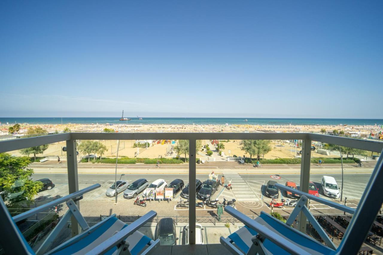 Hotel Corallo Rimini Bagian luar foto
